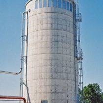 Bunker mit Bunkeraufsatzfilter